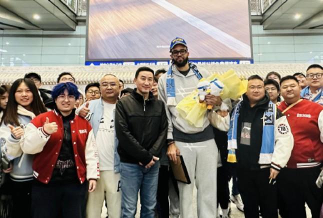 世界杯手机观看-北京首钢:会全力推进麦基的注册流程,期待与他并肩作战